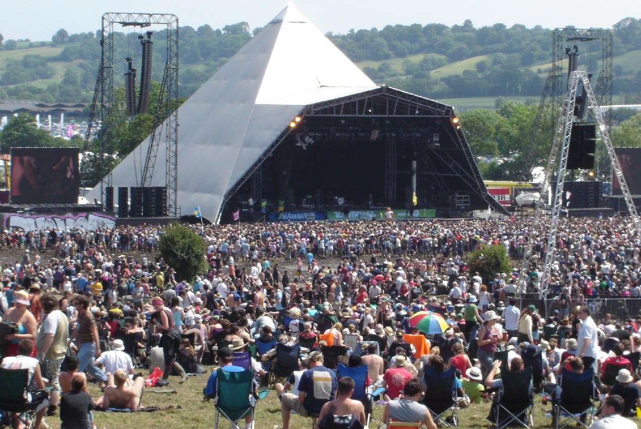 THE ENVIRONMENTAL IMPACTS OF GLASTONBURY MUSIC FESTIVAL essay