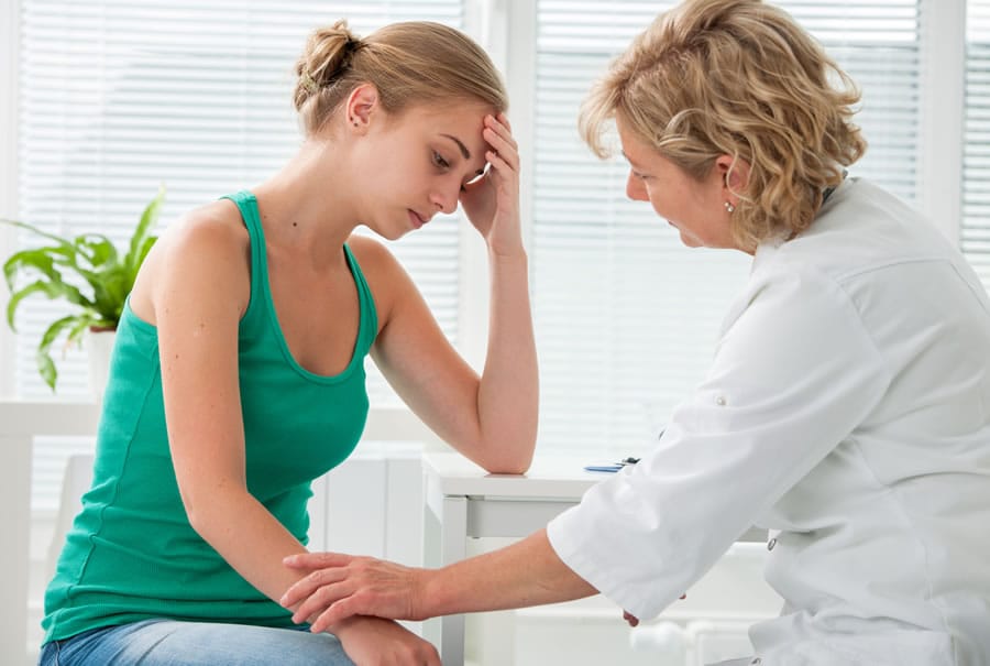 Nurse in managing pain through psychological approaches essay